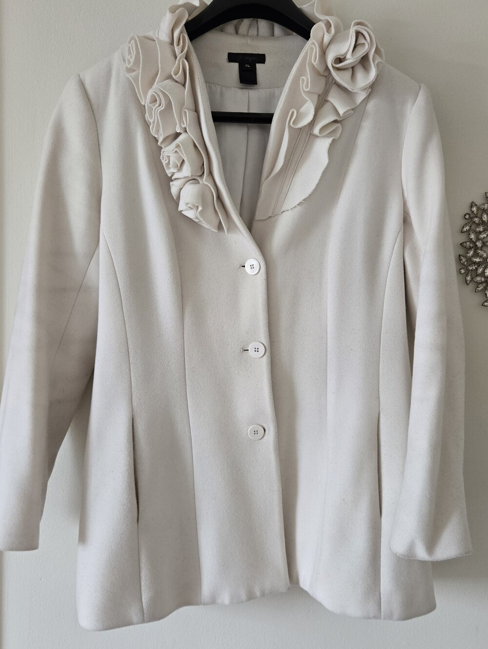 Anthropologie Women’s Cream Ruffle Rosette Collar Coat XL